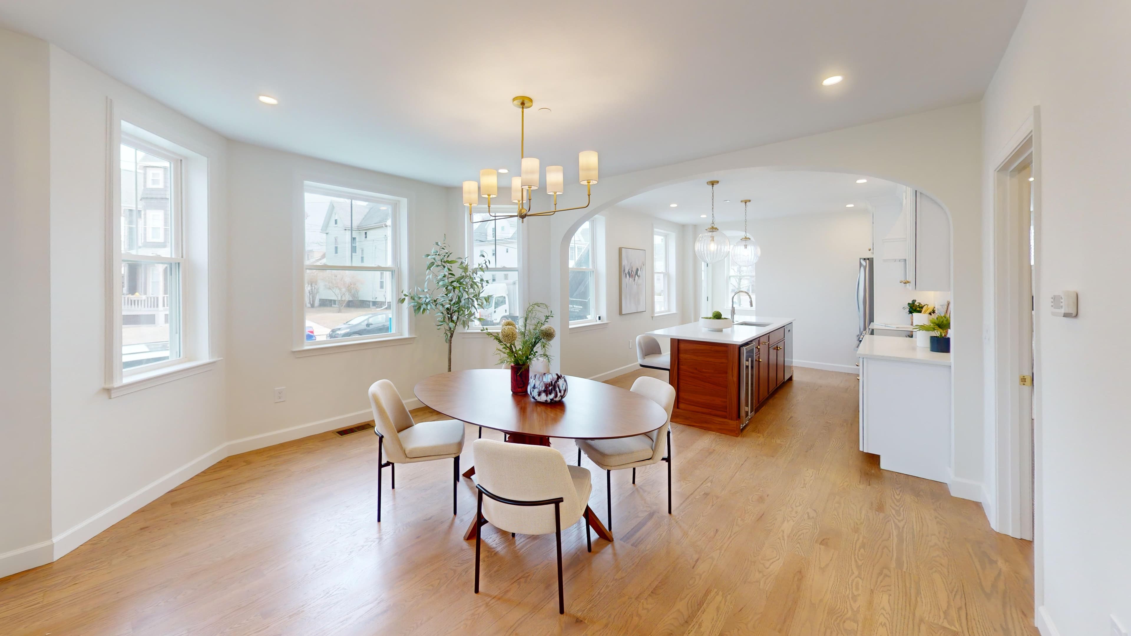 411 Salem St - Unit 1 - Thumbnail 5