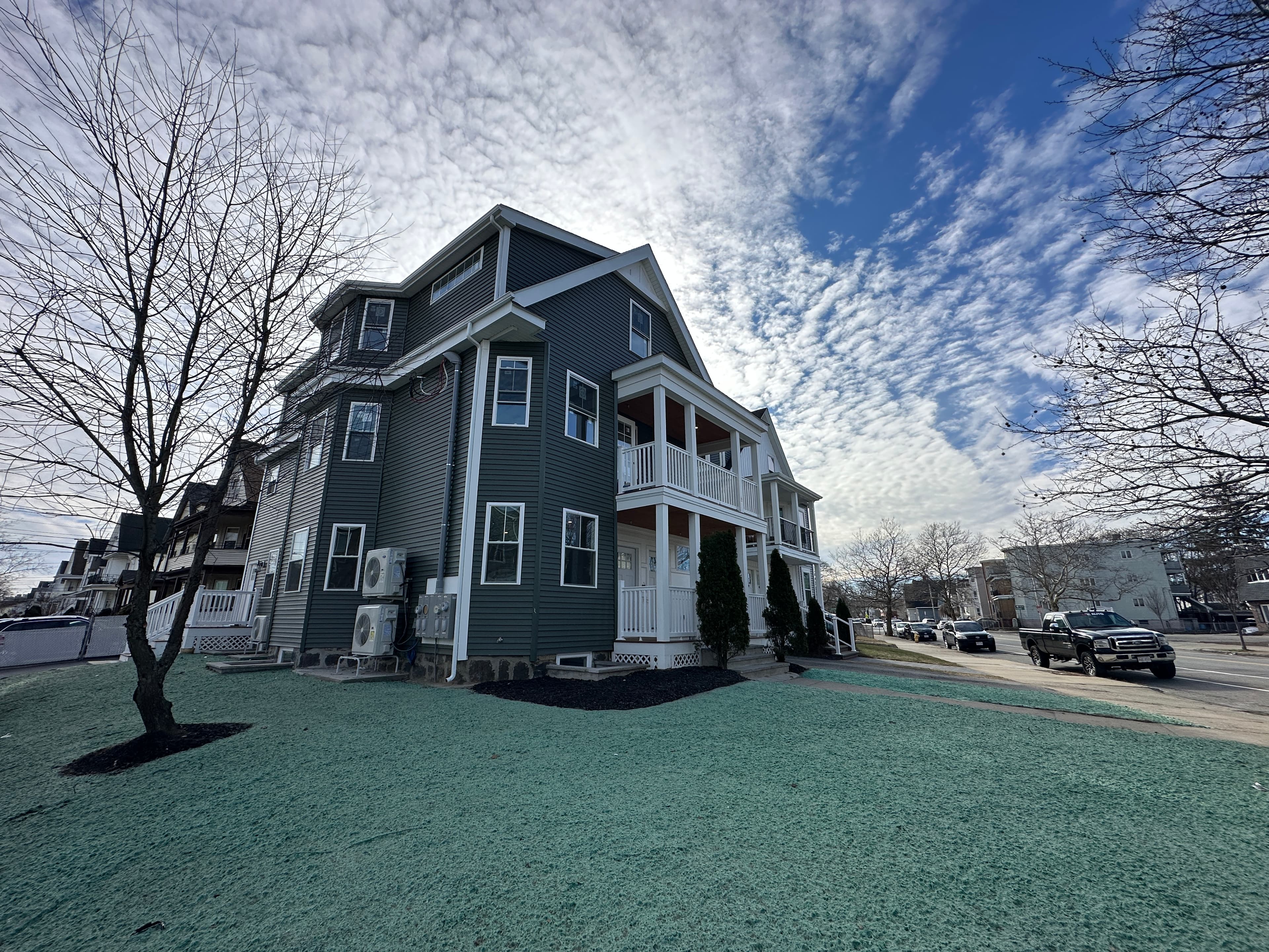 411 Salem St - Unit 1 - Thumbnail 28